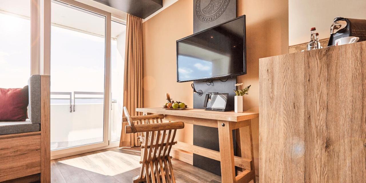 Ostseehotel Midgard Im Dampland Ngoại thất bức ảnh